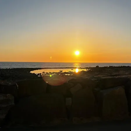 בית נופש Stylish Coastal House With Stunning Ocean View